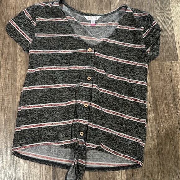 * 🤑💰🤑 3/$10.00 budle item 🤑💰🤑 Women’s medium no boundaries - Picture 3 of 4